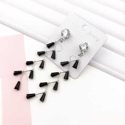 Aretes Coreanos Asimétricos con Flor de Perla y Moño - Image 15