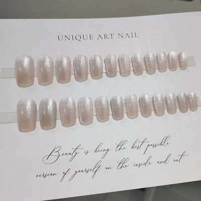 Uñas de Gato Cristal Blanco Efecto Ojo de Gato - Largo Medio - Image 5