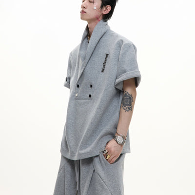 Traje Deportivo Hombre Cuello V con Hombreras Acolchadas y Detalles Metálicos - Image 7