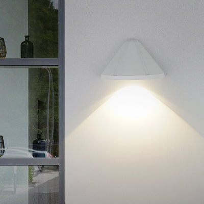Foco LED Impermeable para Puerta de Diseño Minimalista - Image 3