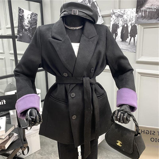 Traje Ejecutivo Doble Botonadura con Puños Ajustables para Mujer - Image 9