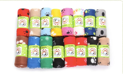 Manta Térmica Impermeable para Mascotas - Colchoneta Coral Fleece Multiestaciones - Image 32