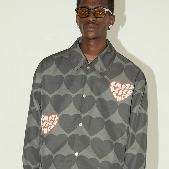 Chaqueta de Pareja con Estampado de Amor - Diseño Otoñal con Solapa Bordada