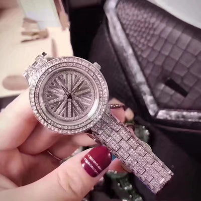 Reloj para Mujer con Acero Inoxidable y Detalles de Diamantes - Image 10