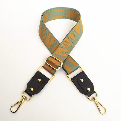 Correa Ajustable para Bolso Mensajero con Tejido Jacquard y Detalles en Cuero - Image 45