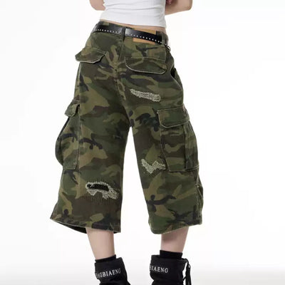 Pantalones Cortos Cargo Camuflaje Rotos con Parches Retro para Mujer - Image 3