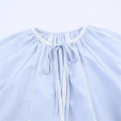 Blusa Elegante con Encaje y Mangas Linterna - Image 3