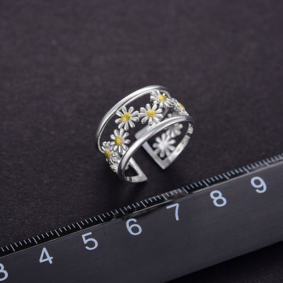 Anillo Ajustable de Plata Esterlina con Margarita Pequeña para Mujer - Image 4