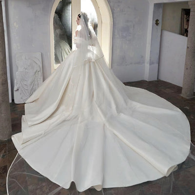 Vestido de Novia Satén Hombros Descubiertos Encaje Francés Elegancia Premium - Image 7