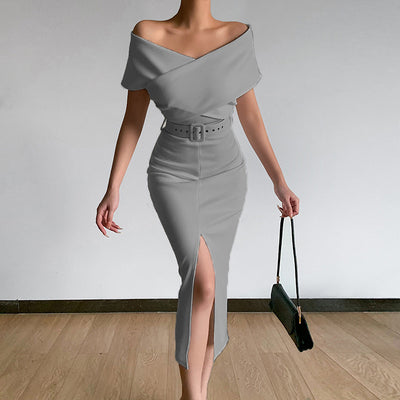 Falda Elegante con Hombro Descubierto y Abertura Lateral - Image 7