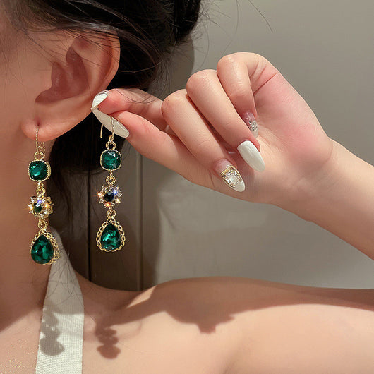 Aretes de Gancho Diamante y Esmeralda - Image 5