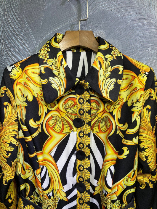 Gabardina Larga con Cinturón Estampado y Mangas Largas - Image 10