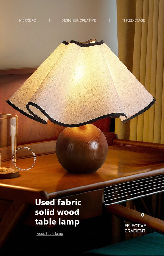 Lámpara de Mesa Retro en Madera de Nogal con Diseño Floral Creativo - Image 13