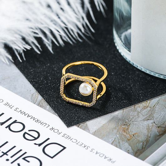 Anillo de Circonita Hueco Cuadrado con Perla Micro-engarzada - Image 10
