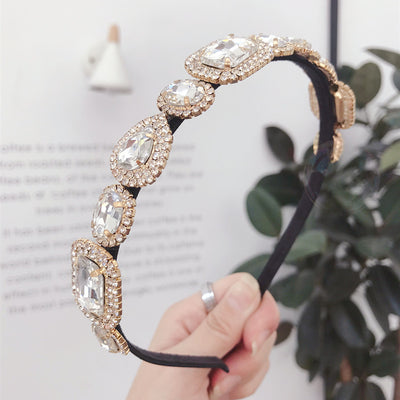 Diadema Fina con Diamantes de Cristal Brillante - Image 14
