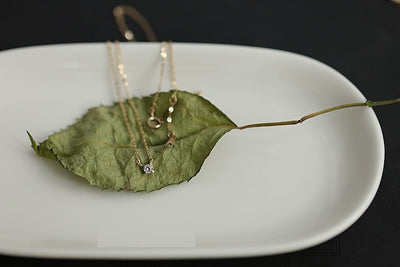 Collar de Oro Amarillo 14k con Diamante Solitario para Mujer - Image 5