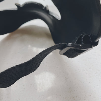 Máscara de Cosplay de Moldeo Único en Resina con Diseño Cóncavo - Image 4