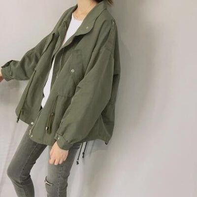 Chaqueta Corta Estilo Capa Suelta con Detalles de Herramientas - Image 9