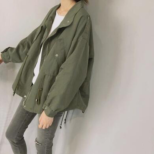 Chaqueta Corta Estilo Capa Suelta con Detalles de Herramientas - Image 9