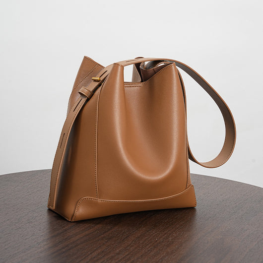 Bolso Bandolera de Cuero para Mujer con Amplia Capacidad - Image 4