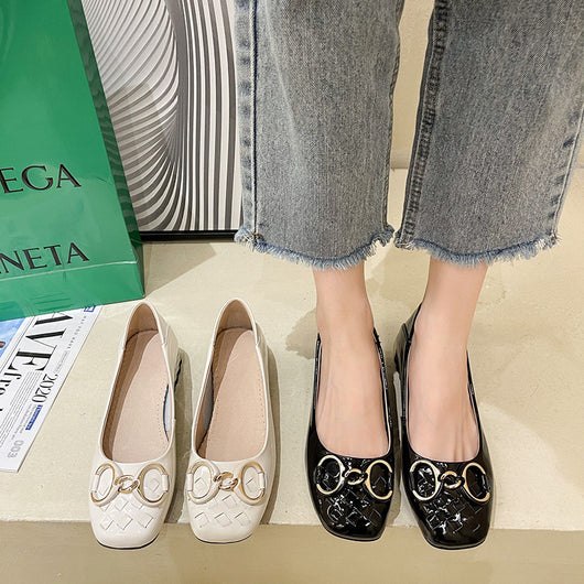 Zapatos Mocasín Mujer Verano con Detalles Metalizados y Espejo Brillante - Image 4