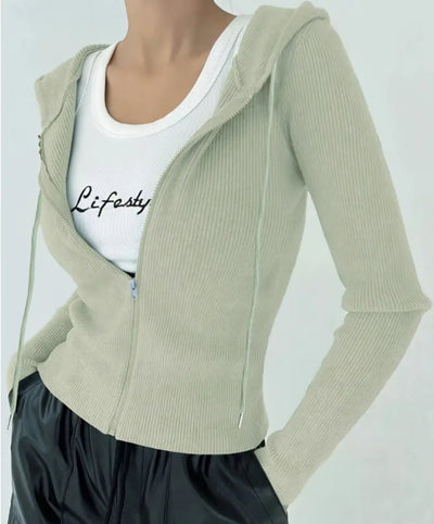 Chaqueta Slim Fit con Capucha para Mujer - Image 9