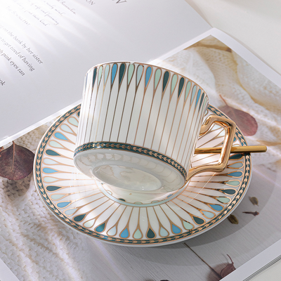 Taza de Té Inglés de la Tarde - Image 9