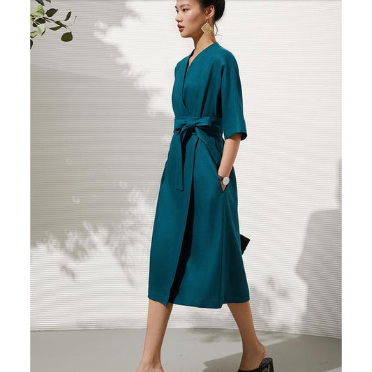 Vestido Camisero Retro con Cintura Marcada - Image 2