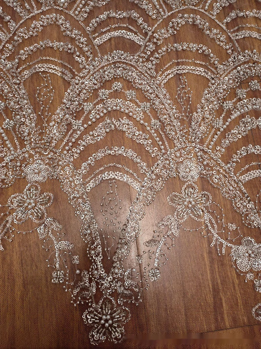 Vestido de Novia con Encaje de Lentejuelas y Perlas Efecto Onda - Image 6
