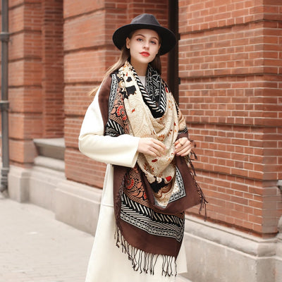 Capa Oversized Versátil para Mujer con Pañoleta de Seda - Image 19