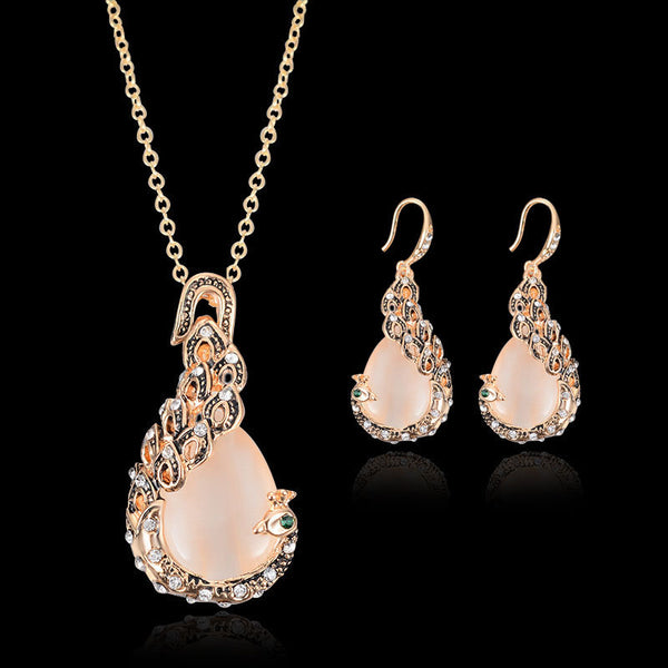 Collar y Aretes de Novia Pavo Real con Gemas Brillantes