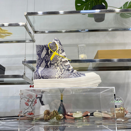 Sneakers Altos de Cuero con Patrón Pitón y Plataforma - Estilo Casual Niche - Image 10