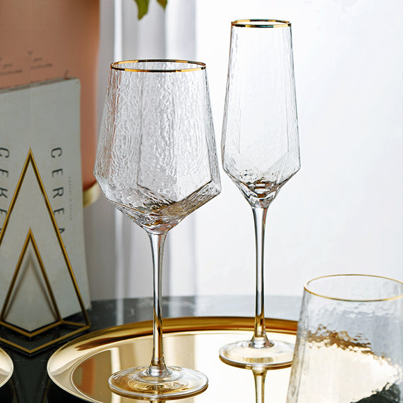 Conjunto de Taças de Vinho Tinto e Champanhe com Design Criativo