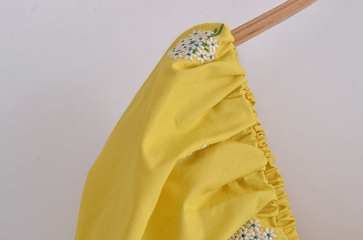 Vestido Floral con Escote Cuadrado y Moño en la Espalda - Image 8