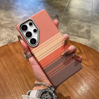 Funda Protectora Magnética de Fibra de Carbono y Kevlar con Absorción de Impactos - Image 6