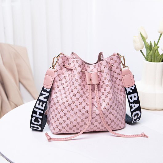 Bolso Bucket de Cuero PU Multicapa para Mujer - Bolso Crossbody Elegante y Versátil - Image 5