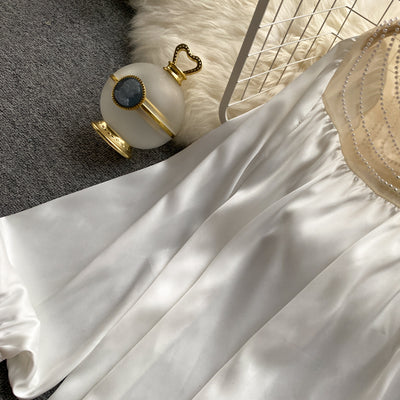Blusa Elegante Plisada con Malla Transparente y Detalles Perlados - Image 12