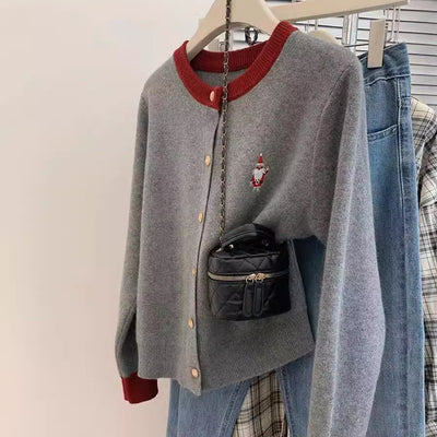 Suéter Base Navideño Rojo en Cashmere Tejido para Invierno - Image 5