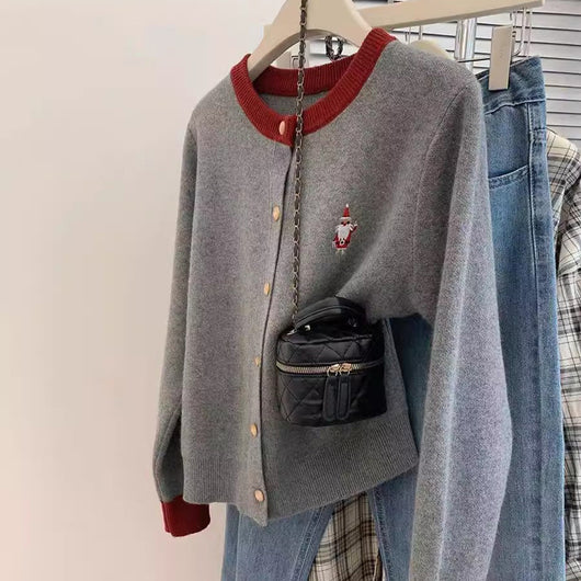 Suéter Base Navideño Rojo en Cashmere Tejido para Invierno - Image 5