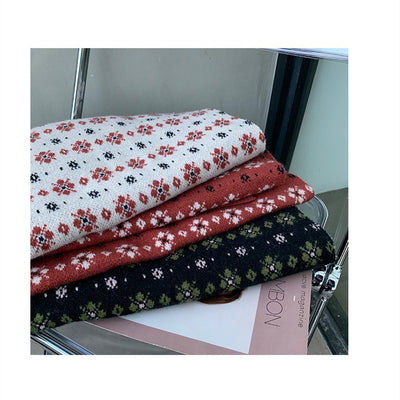 Bufanda Coreana Versátil para Mujer - Colección Navidad Invierno - Image 9