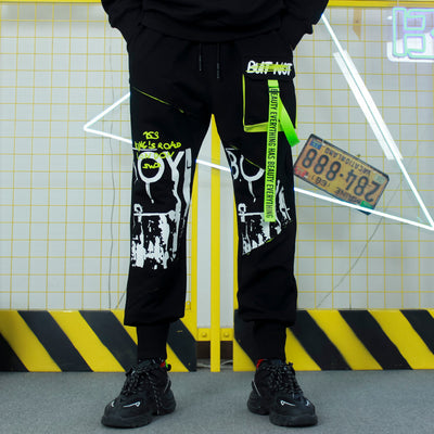 Pantalones Holgados con Detalles de Costura y Cordones Decorativos - Image 9
