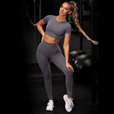 Conjunto Deportivo de Punto Liso para Yoga y Fitness - Image 14