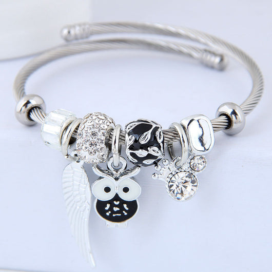 Pulsera de Acero Inoxidable con Dije Ángel de Alas de Cuentas - Image 13