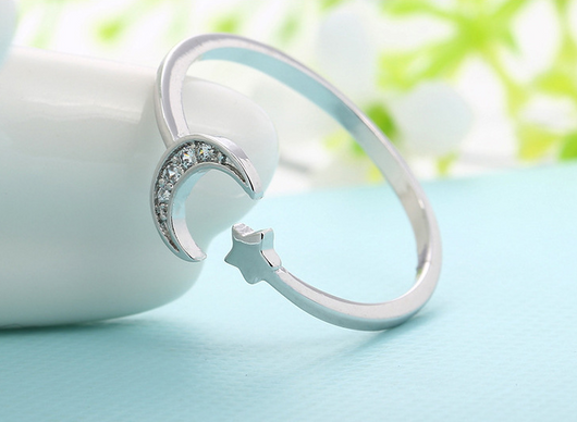 Anillo Abierto de Oro Rosado con Luna y Estrella para Mujer - Cristal Cubic Zirconia - Image 12