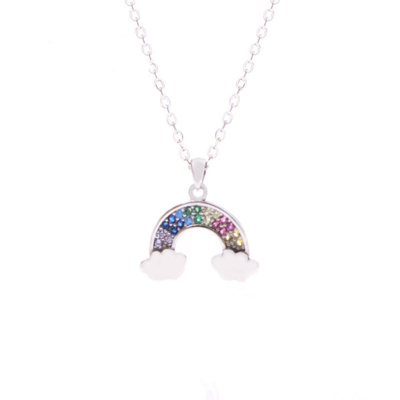 Collar Arcoíris con Nube - Diseño Minimalista para Mujer