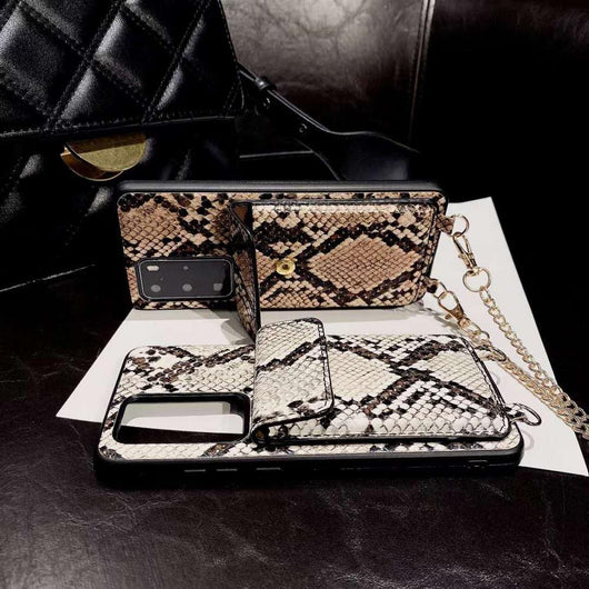 Funda Protectora para Teléfono con Patrón Piel de Serpiente y Compartimentos para Tarjetas - Image 5