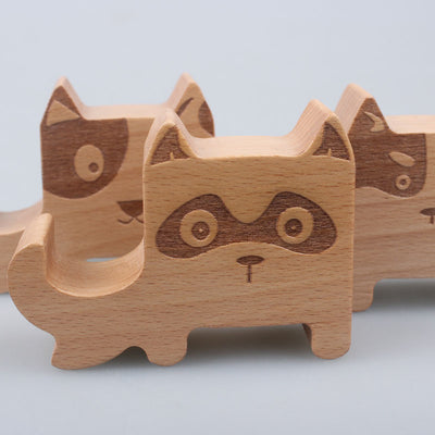 Soporte Personalizado para Teléfono en Madera de Haya con Monedero Integrado - Image 10