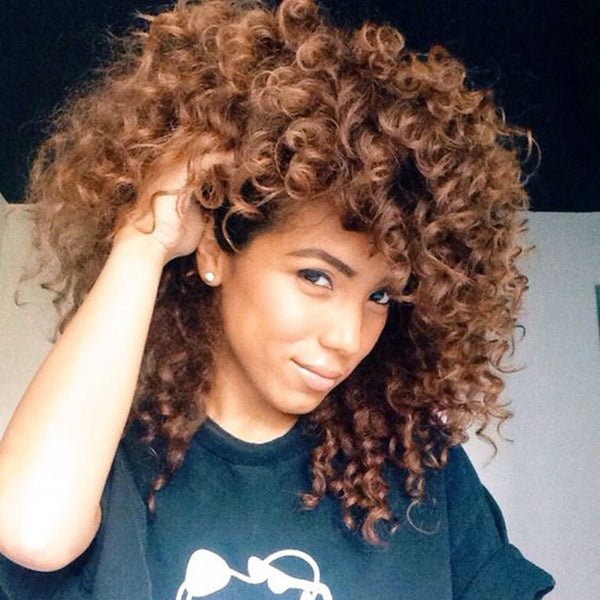 Peluca Bob Sedoso Mate con Flequillo Oblicuo y Capucha