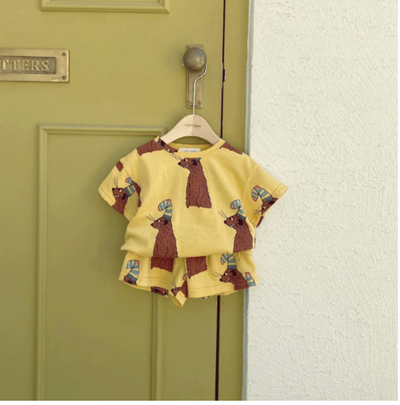 Conjunto de Dos Piezas para Niños y Niñas - Playera y Shorts Cómodos - Image 3