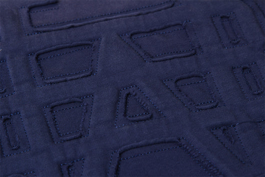 Playera Casual con Parche de Letras Bordadas para Hombre - Image 15